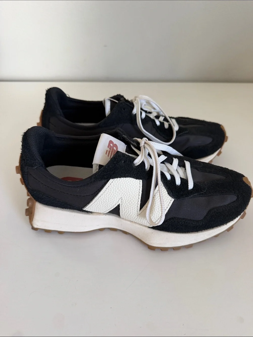 New Balance 327 Sneaker